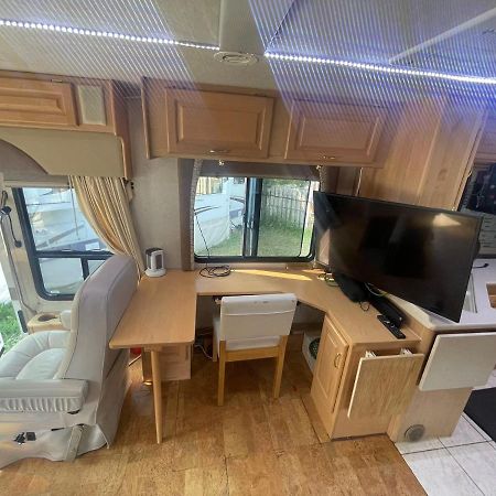 Rundle Mountain Rv Park Otel Canmore Dış mekan fotoğraf