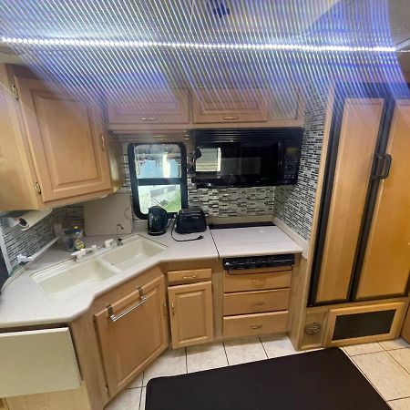 Rundle Mountain Rv Park Otel Canmore Dış mekan fotoğraf